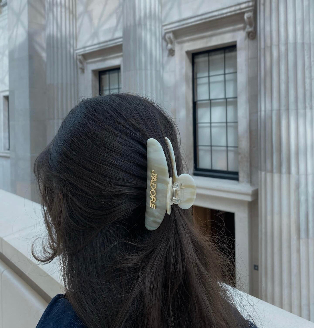 J’adore hairclip beige medium