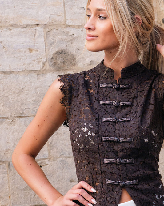 Lace top bruin