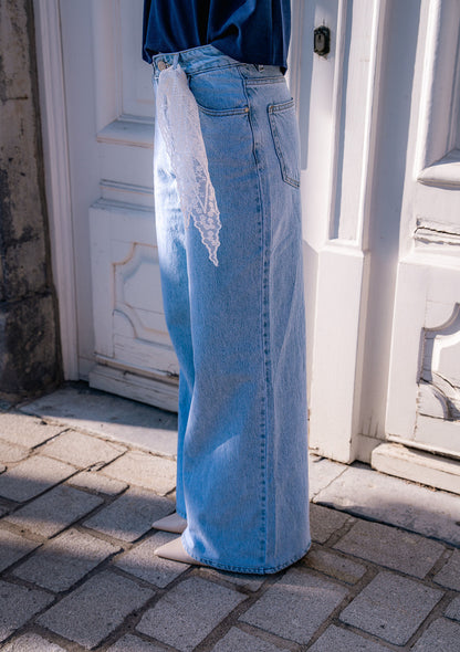 Wide leg jeans