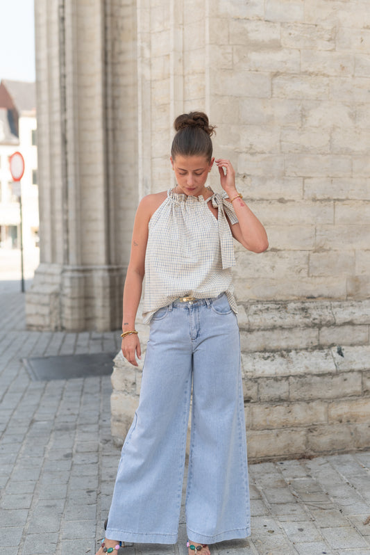 Wide leg jeans