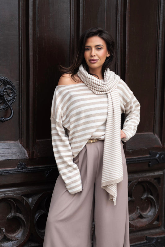 Gestreepte sjaal beige