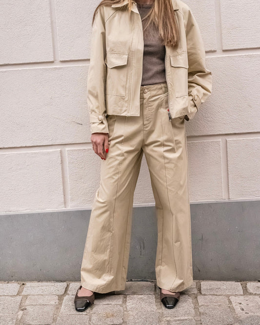 Beige jeans