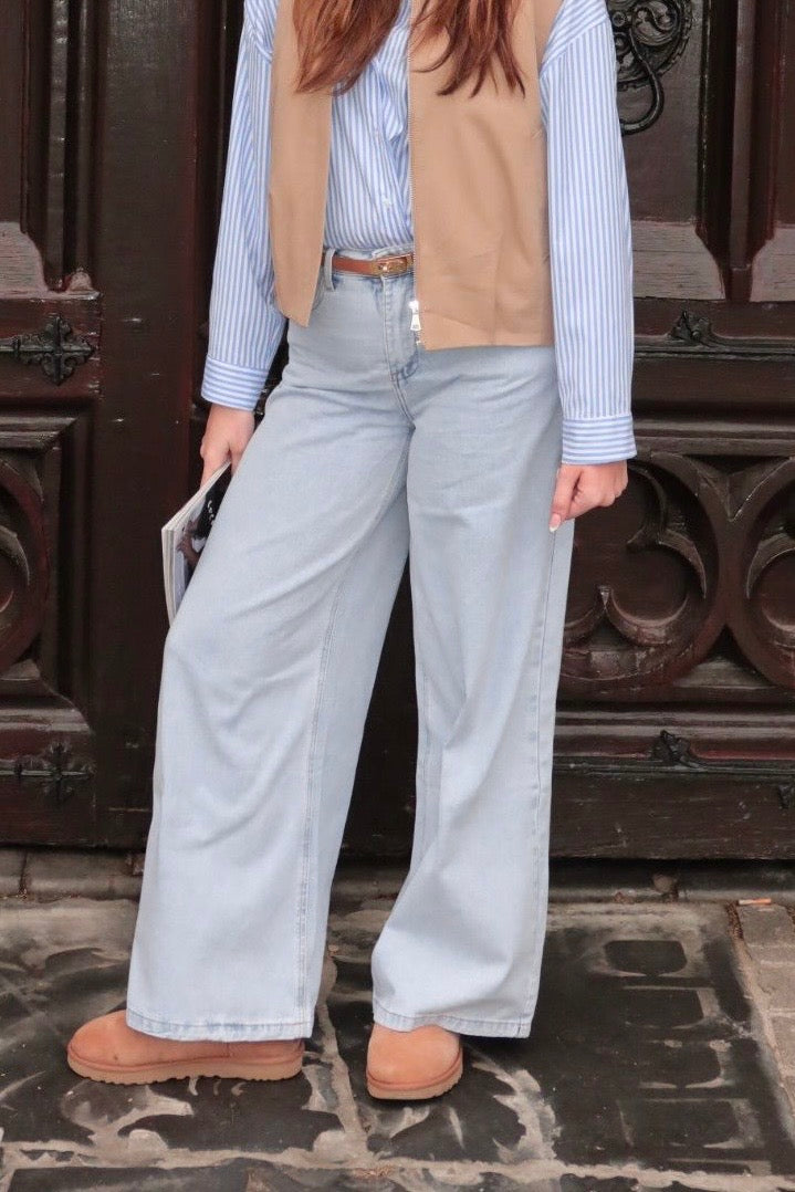 Wide leg jeans