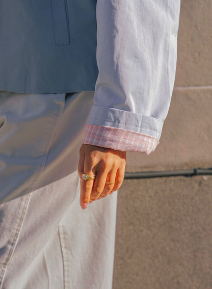 Blossom trench blue