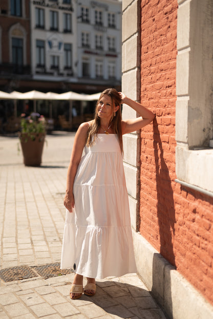 White picknick dress